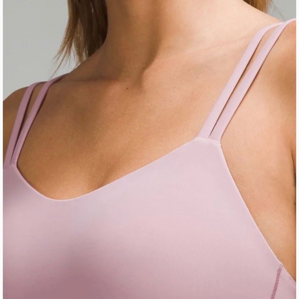 NWOT Lululemon Like A Cloud sports bra size 8